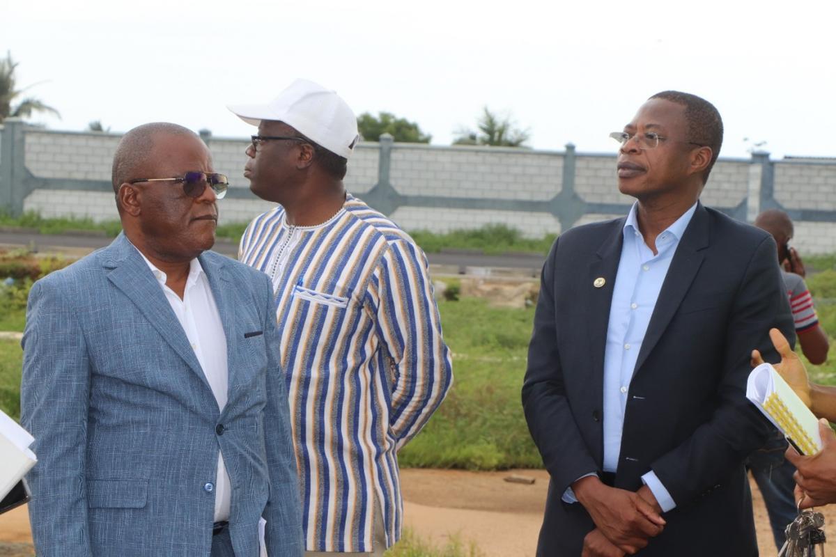 POSTES DE CONTROLE JUXTAPOSES (PCJ) DE HILLACONDJI/SANVEE CONDJI : Le Commissaire Jonas GBIAN a procédé à l’installation du Comité provisoire de gestion